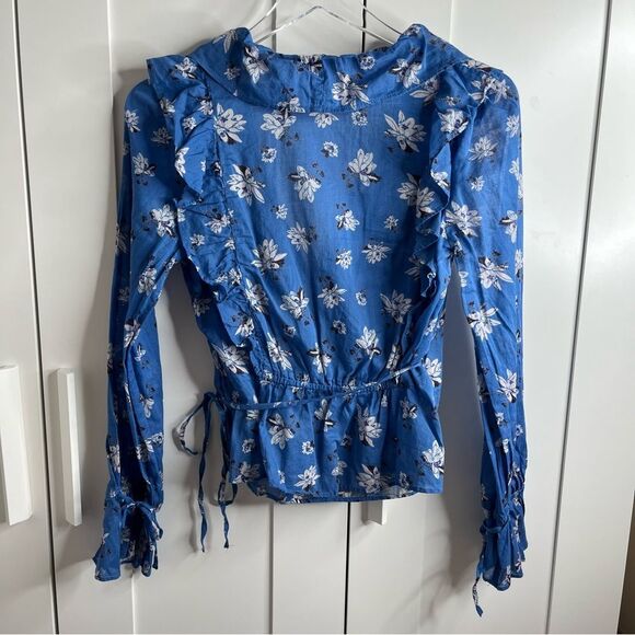 Free People Amanda Ruffle Detail Wrap-Style Blouse in Blue Floral XS - Picture 5 of 13